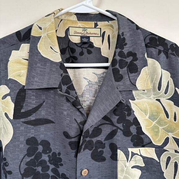 Tommy Bahama Washable Silk Hawaiian Shirt Tropical Leaves Button Front Men's XL - Picture 2 of 9